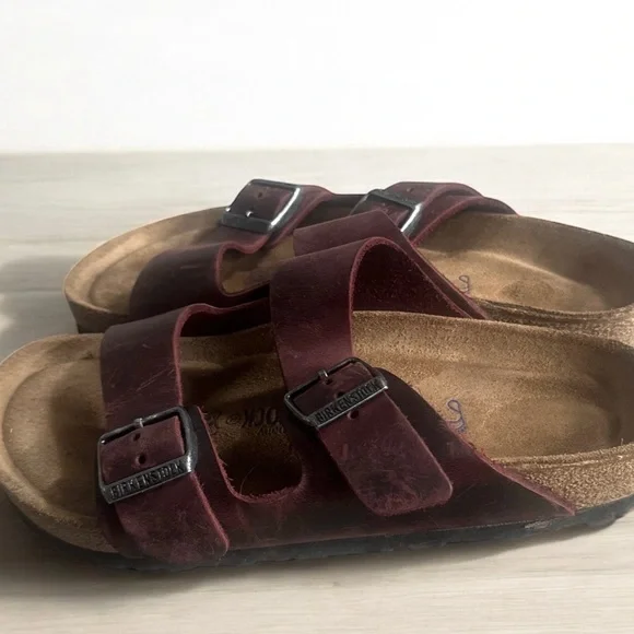Birkenstock Women’s Leather Strap Sandals EU 36 (US 5-5.5) - Picture 2 of 5
